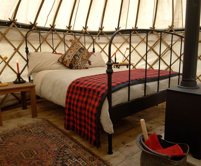 Adhurst Yurts Chestnut Yurt Bed