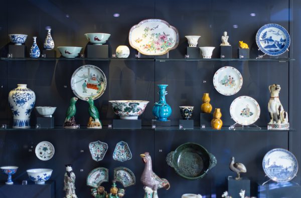 Chinese ceramics Treasury