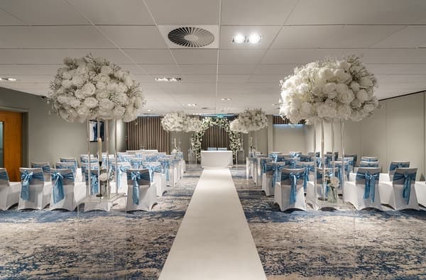 Its Me Louis Photography itsmelouis com Voco Winchester January 2025 1 2