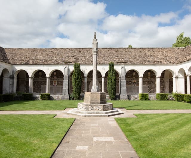 War Cloister May 2024 by Jim Pascoe 009 resized