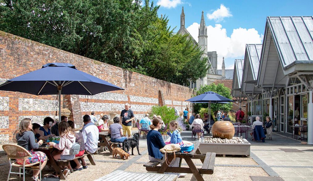 Cathedral cafe