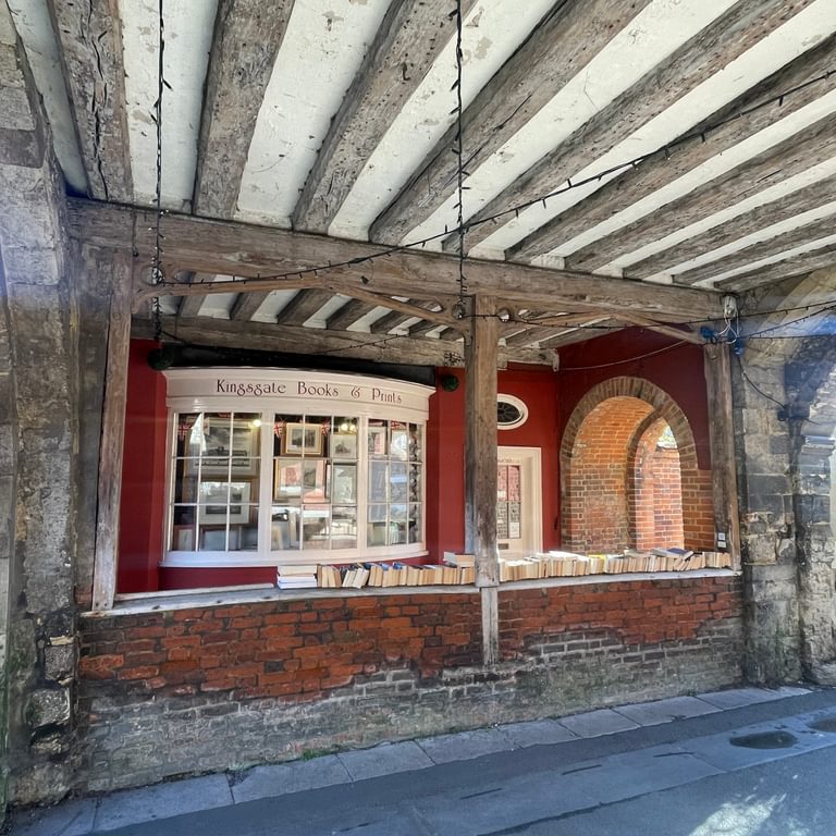 Kingsgate books